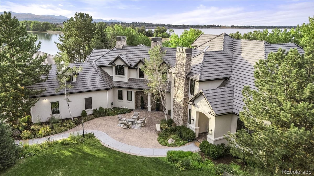 6533 W Prentice Avenue