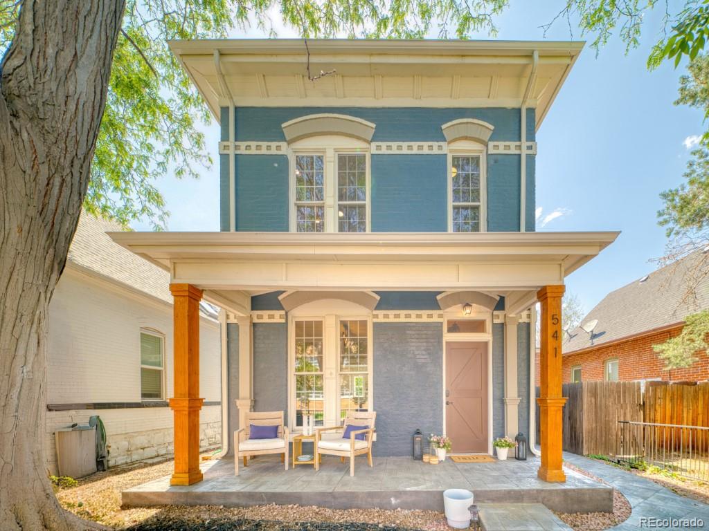 541 Fox Street