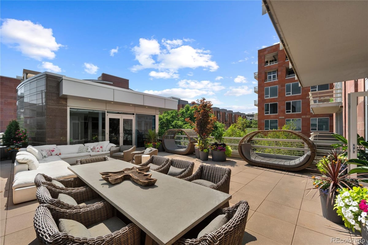 2800 E 2nd Avenue #202