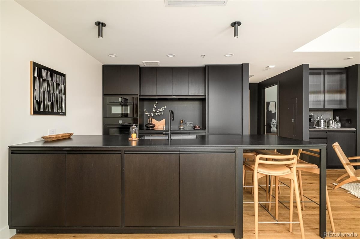 1411 Wynkoop Street #801