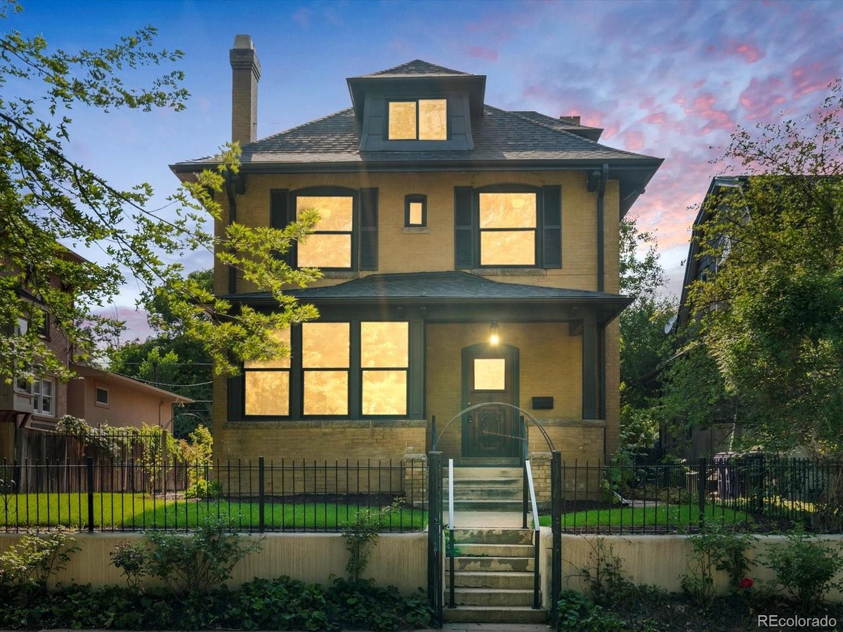 2215 Fairfax Street
