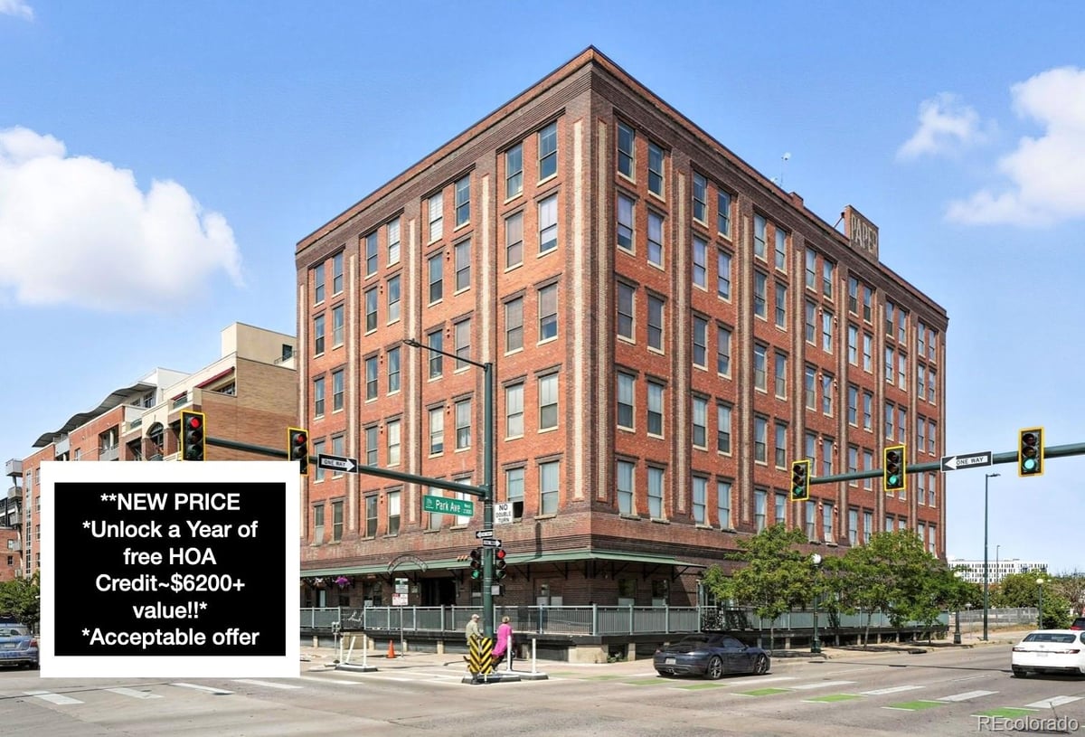 2261 Blake Street #3E