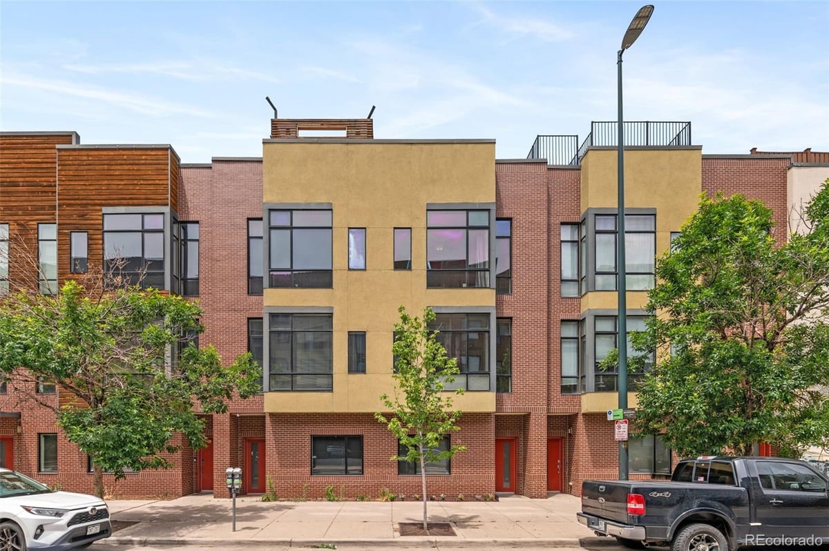 2325 Walnut Street #4