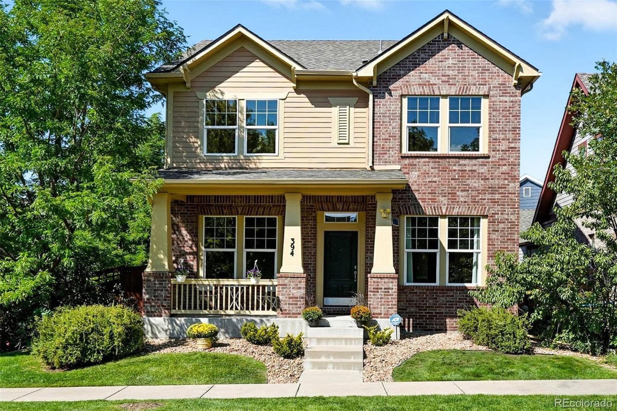 394 Alton Way