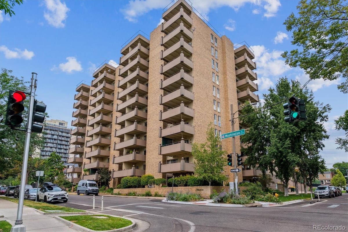 700 N Washington Street #201