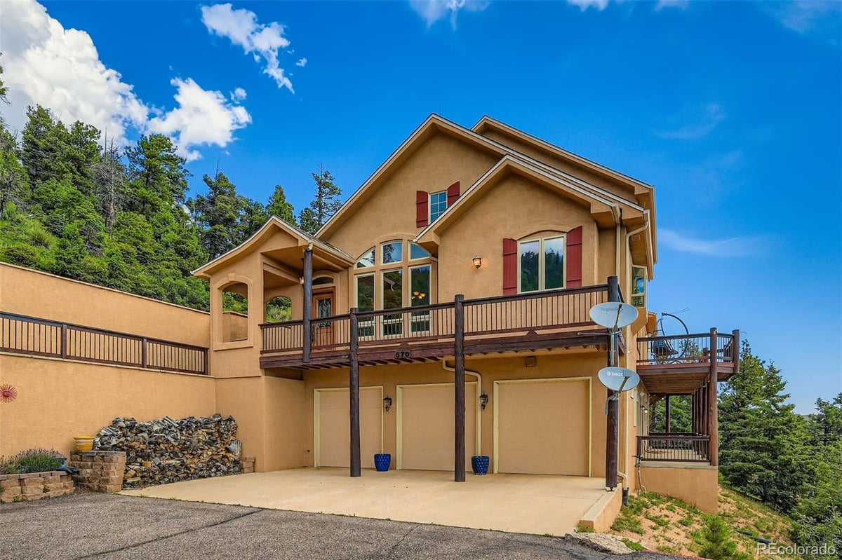 570 Upper Vista Road