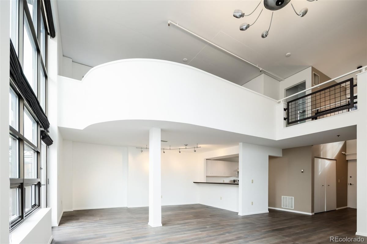 930 Acoma Street #212