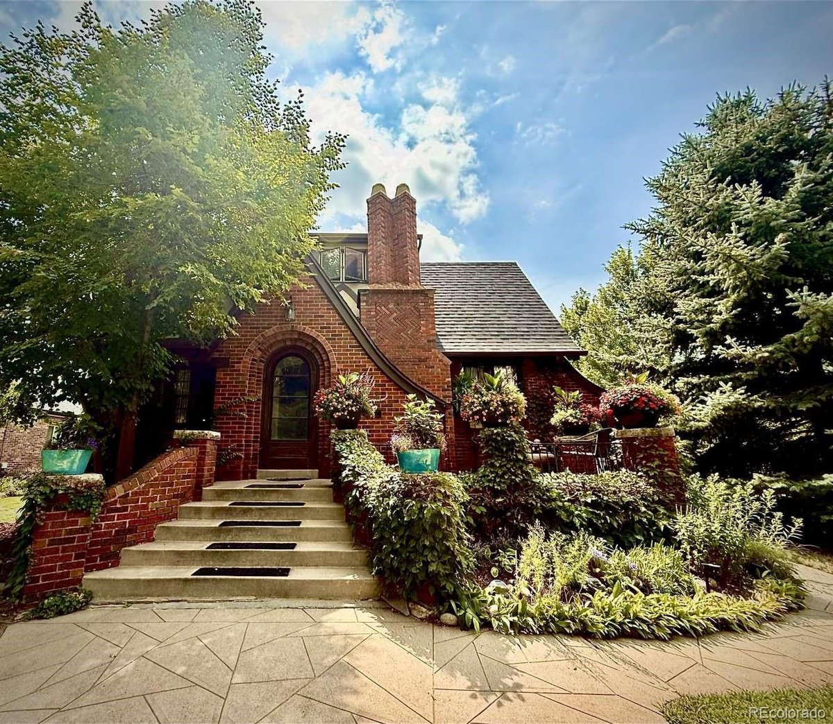 3356 W 46th Avenue