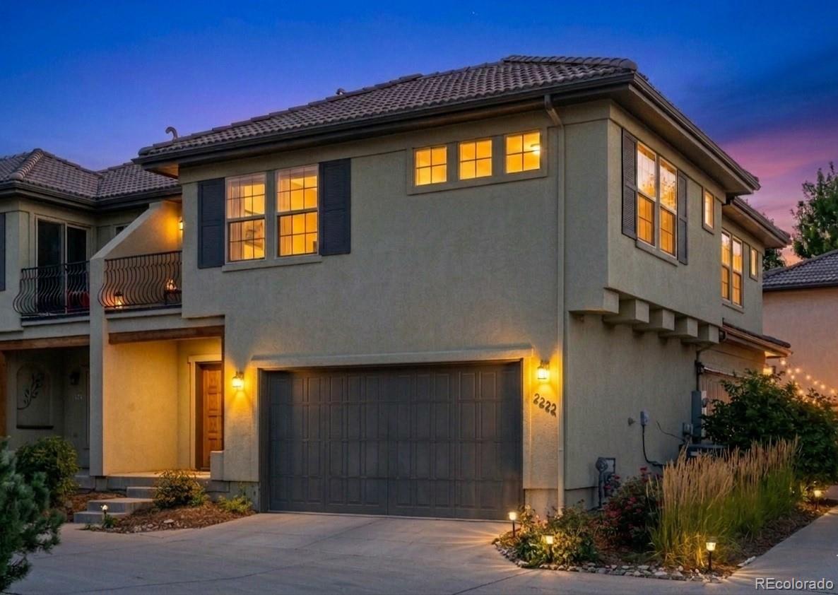 2222 Valentia Street