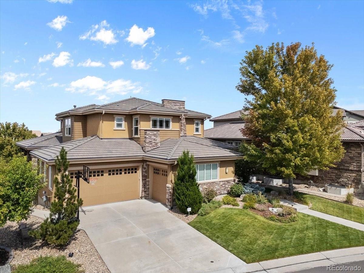 255 Maplehurst Point