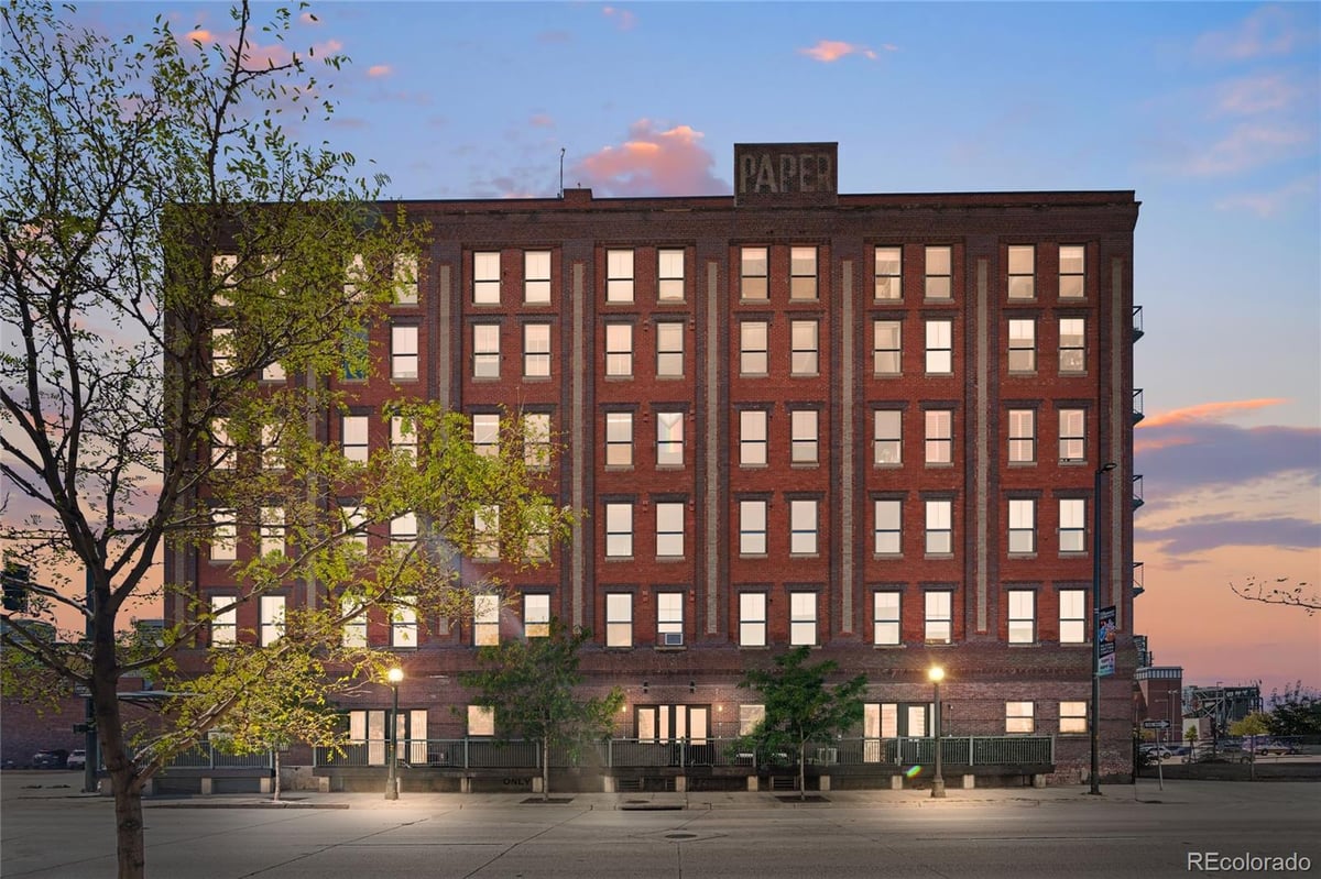 2261 Blake Street #4D