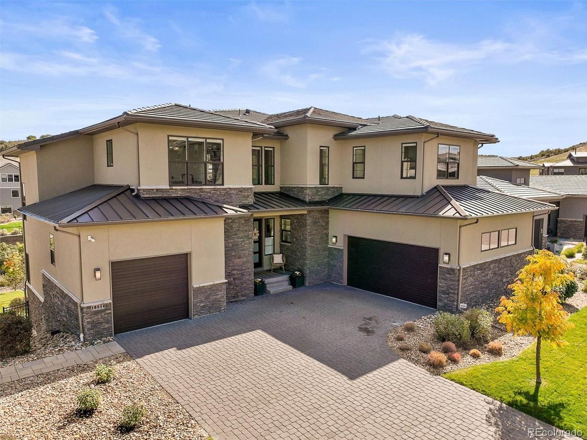 10814 Bluffside Drive