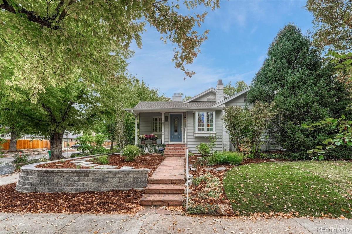 2086 Grape Street