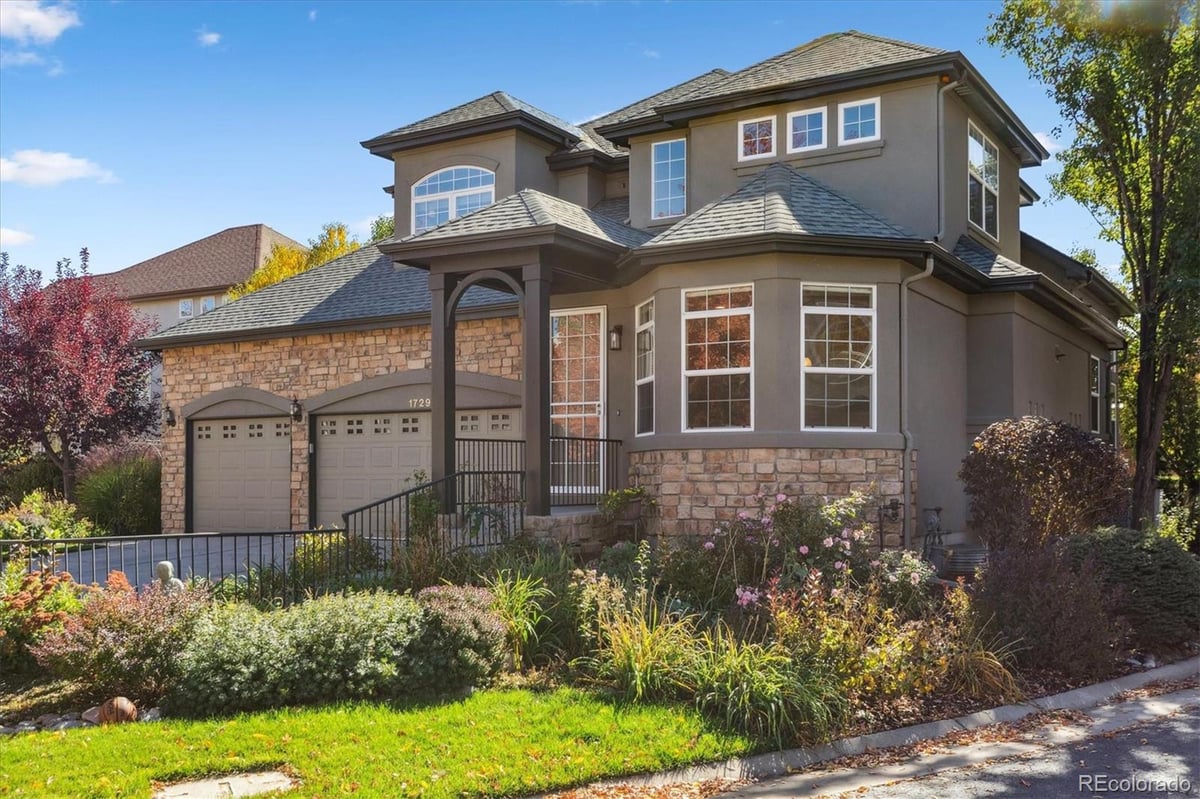 1729 S Poplar Street