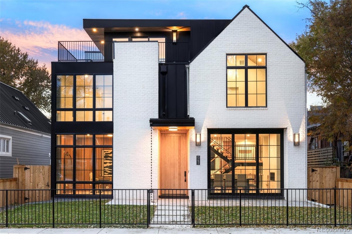 547 S Williams Street