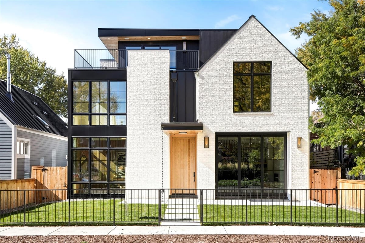 547 S Williams Street