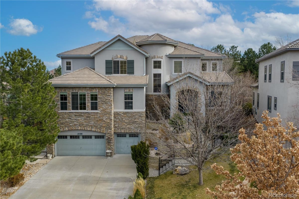 10488 Bluffmont Drive