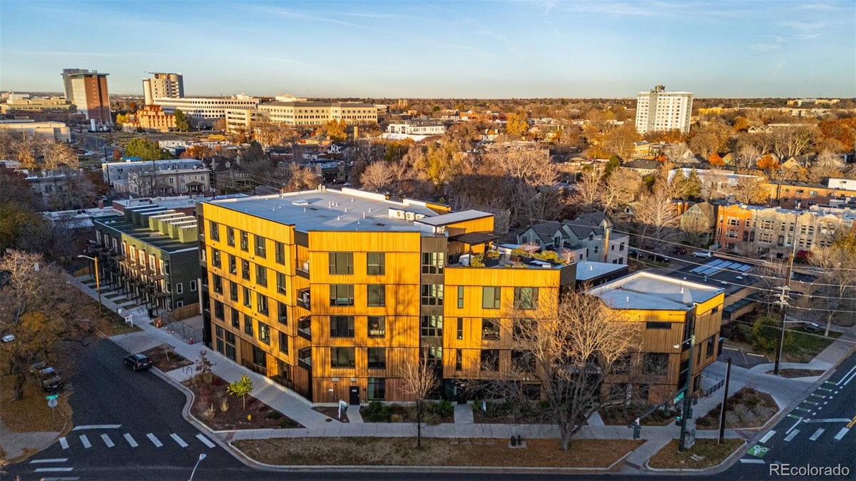 1601 Park Avenue #106