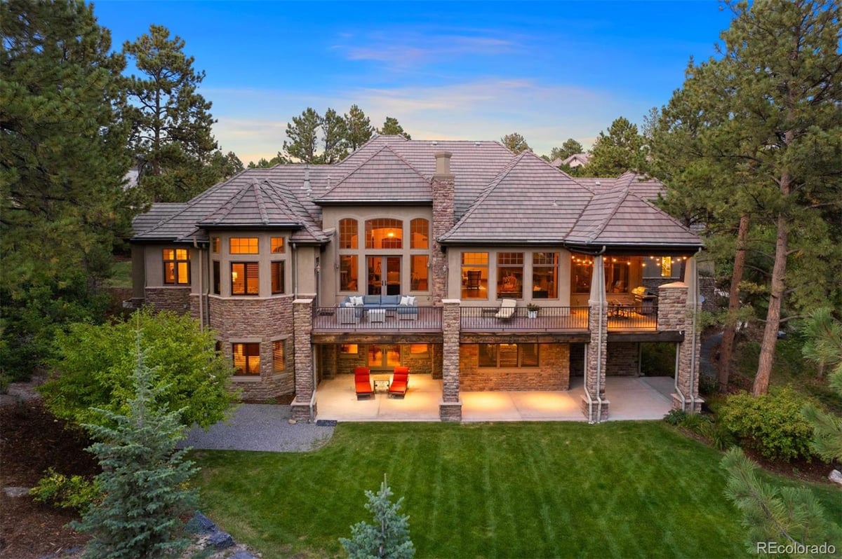 976 Country Club Parkway