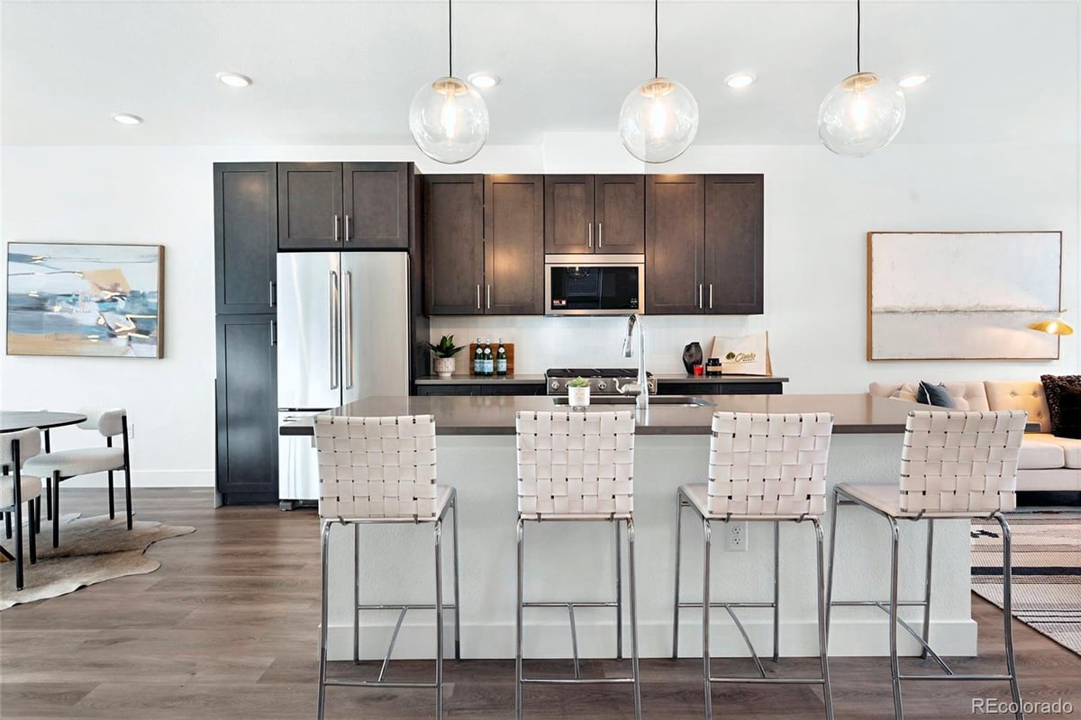 6971 E Lowry Boulevard