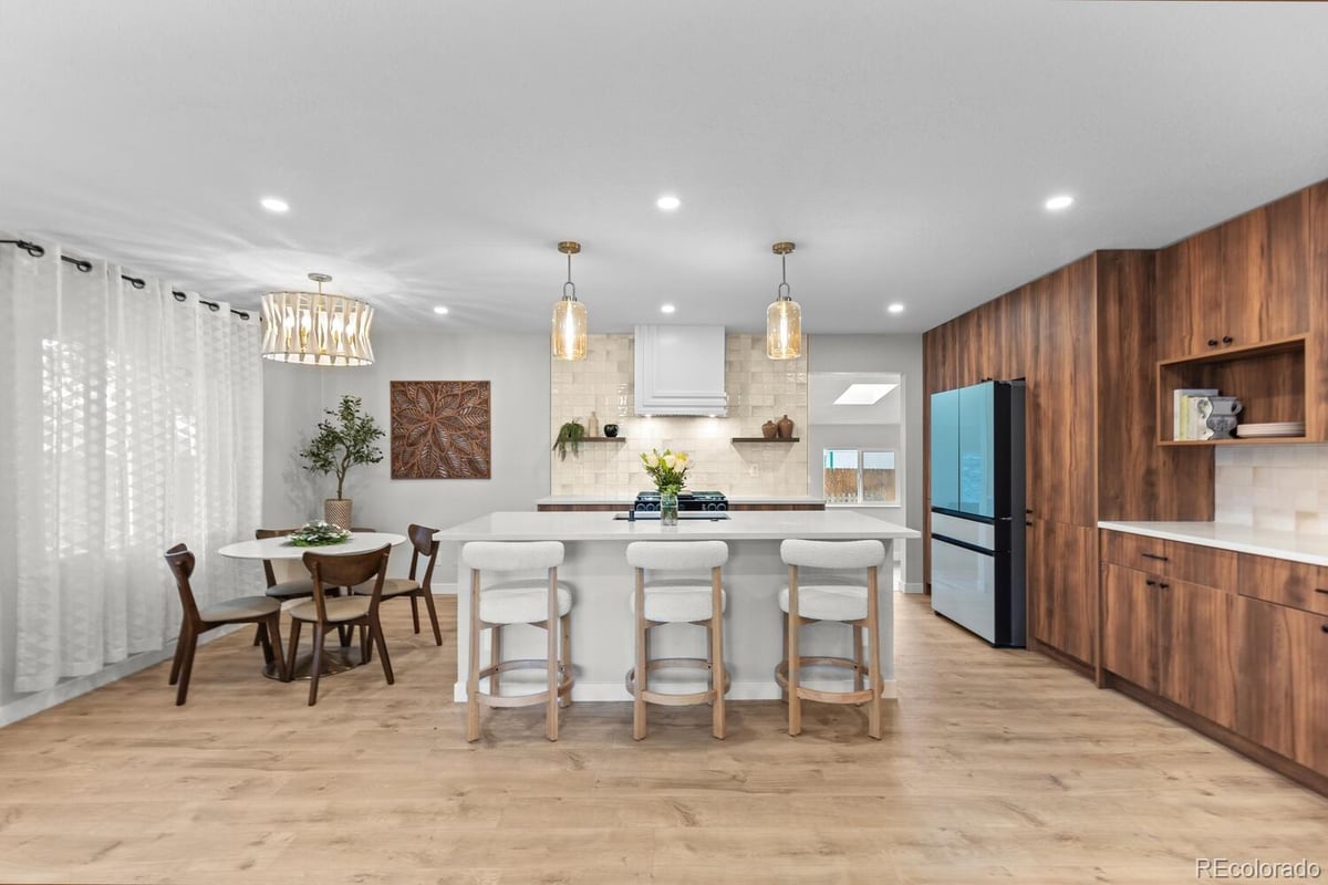 1711 S Forest Street