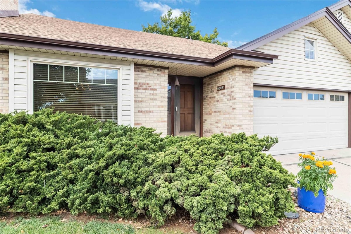 Open House on Saturday January 31 from 1 to 4 55 Number 4 for listing