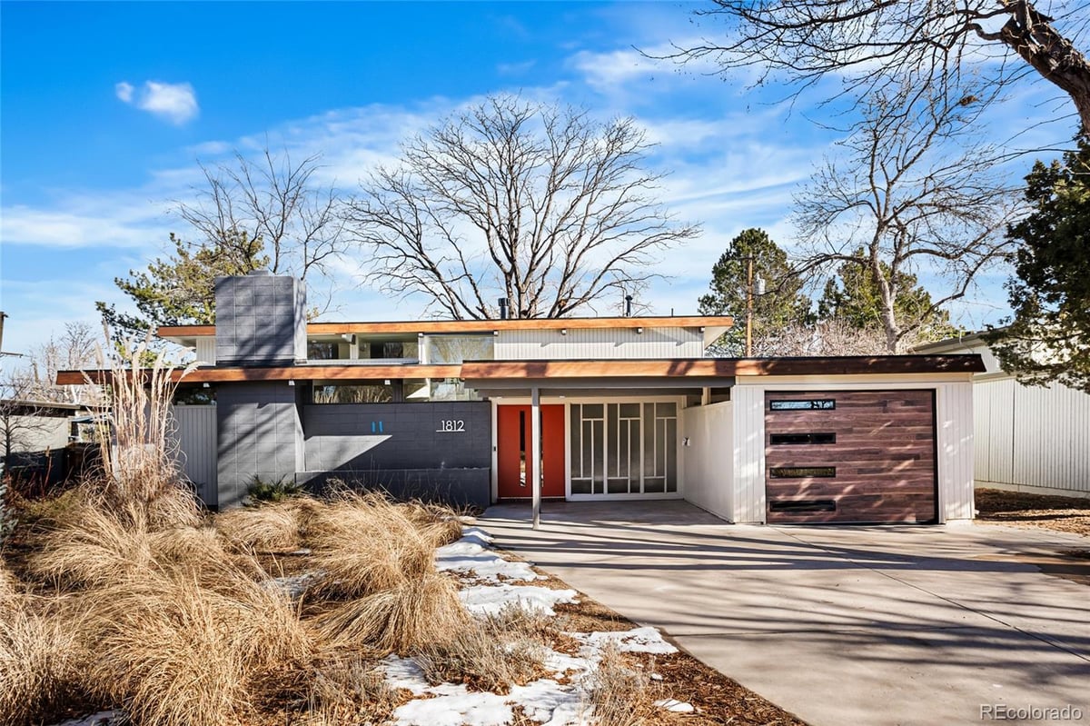 1812 S Ivanhoe Street