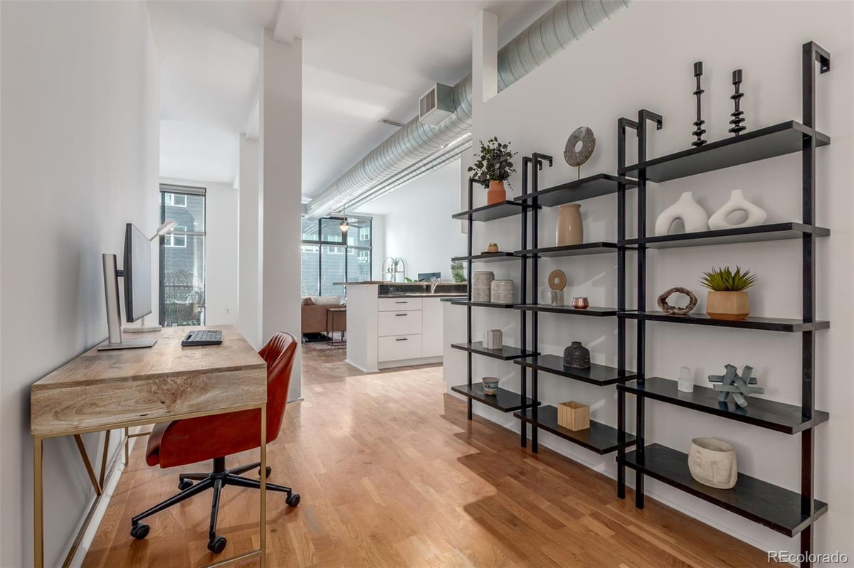 3100 Huron Street #2R