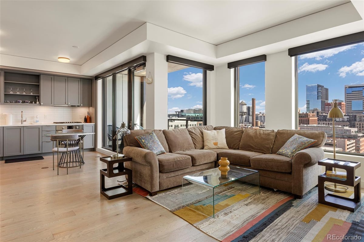 1750 Wewatta Street #1438