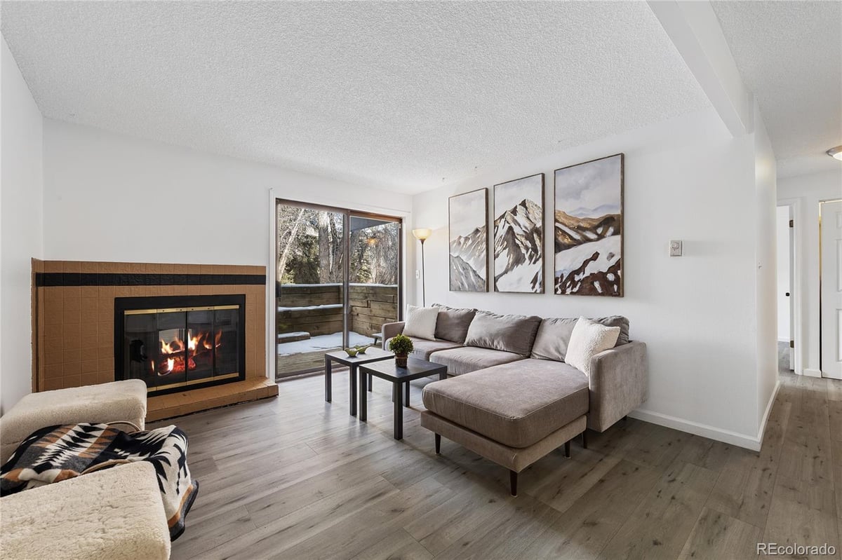 1061 W Beaver Creek Boulevard #G104