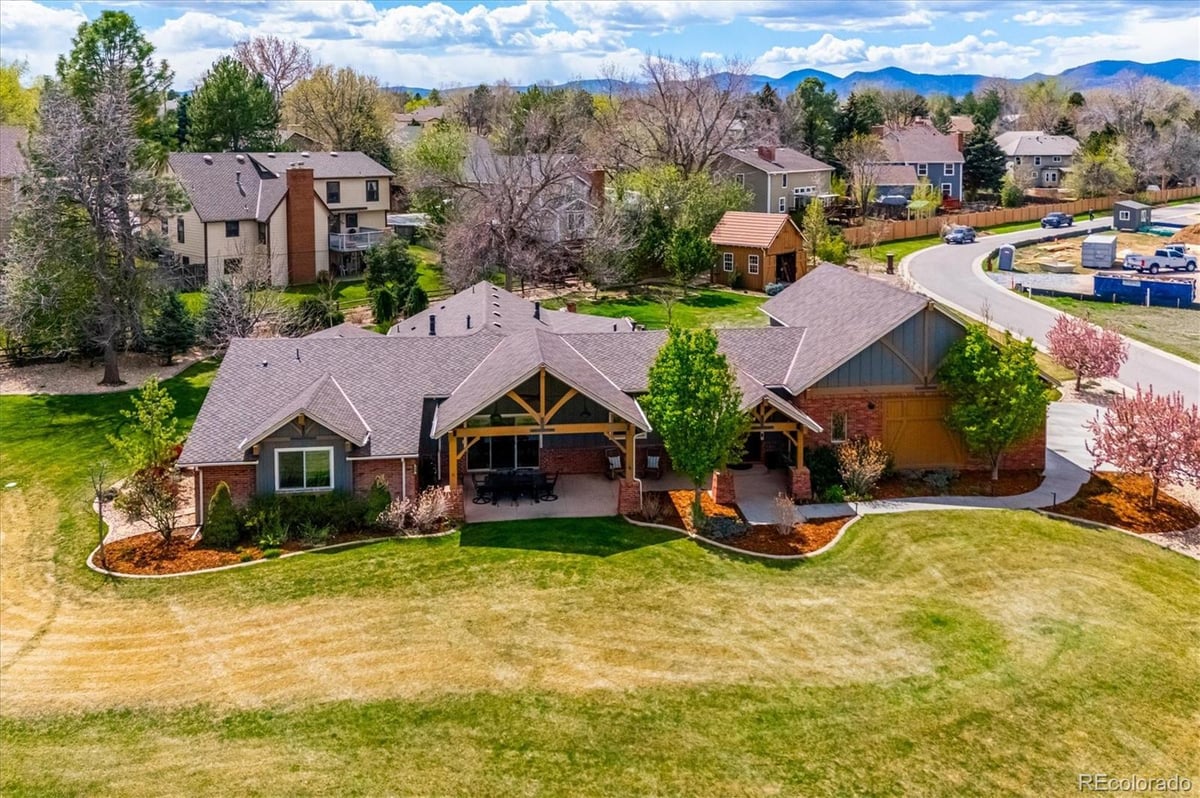 8830 W Bear Creek Drive
