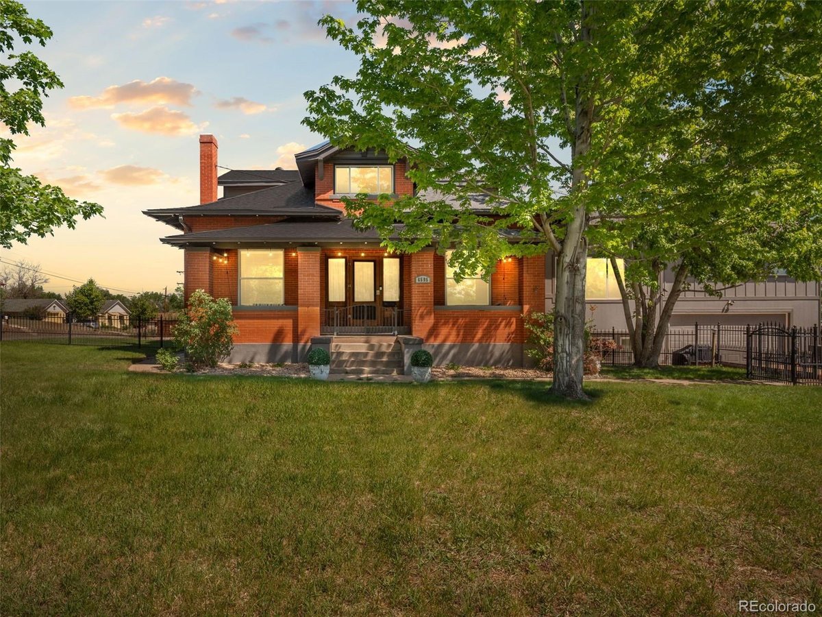 6595 W 46th Place