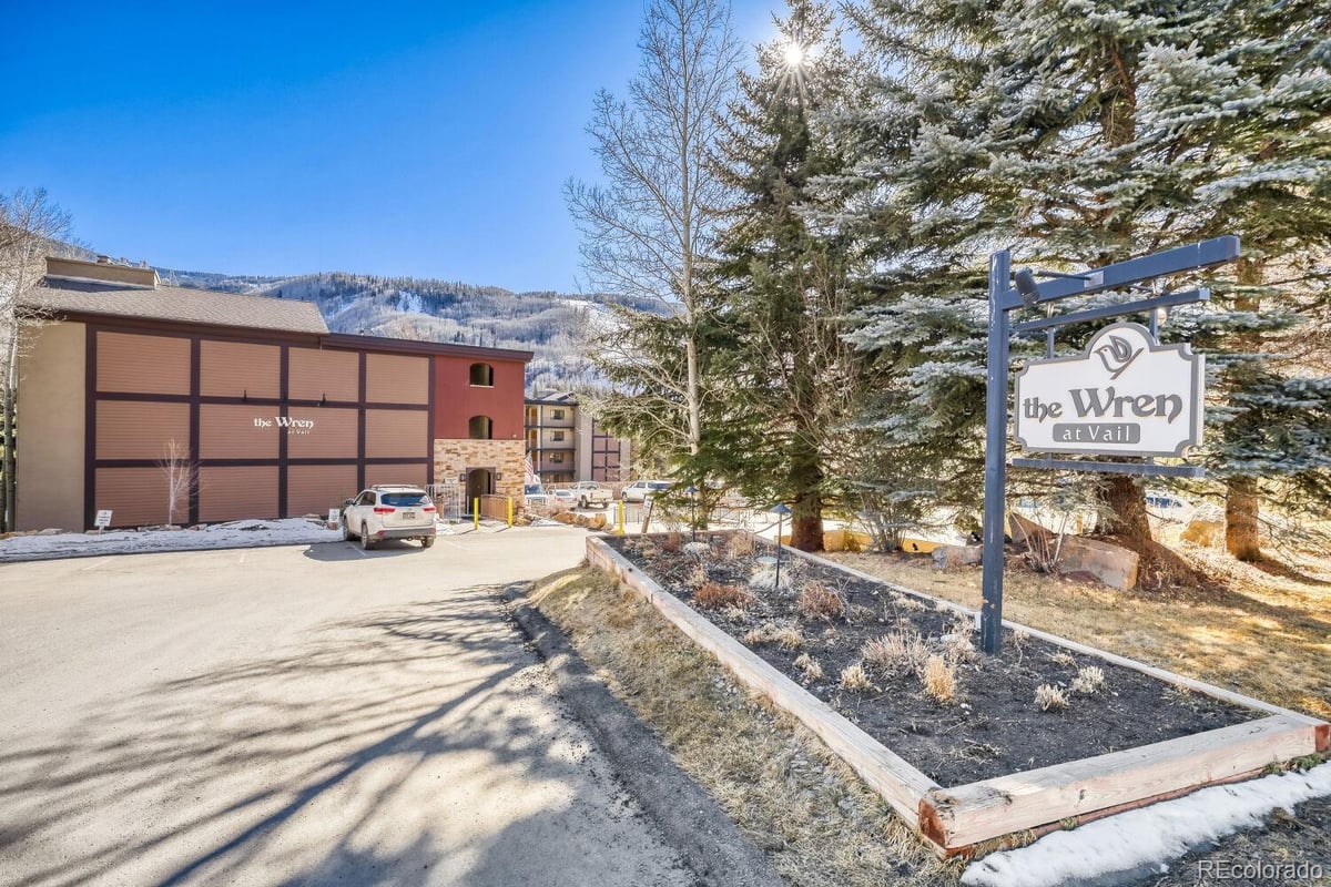 500 S Frontage Road #414