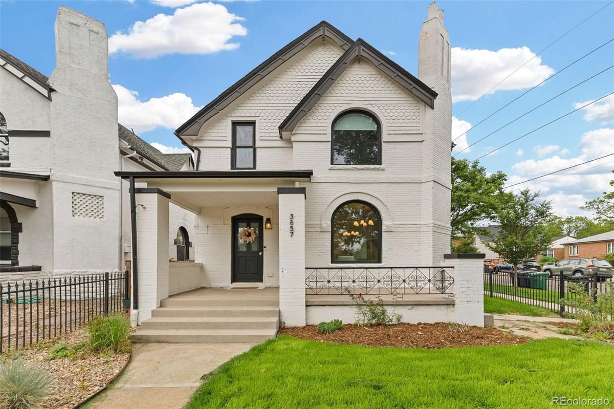 3857 Shoshone Street