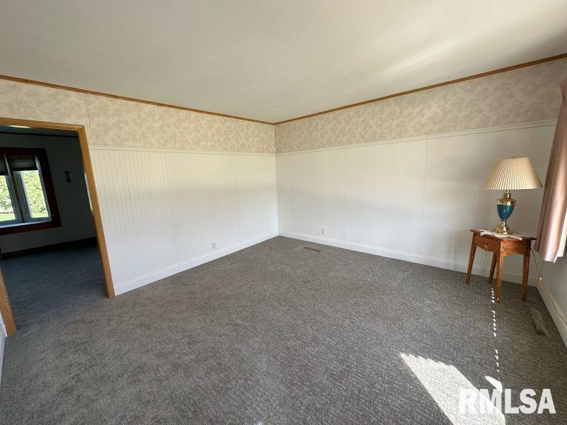 2324 174TH AVENUE, MAQUOKETA, IA 52060 Central Realty