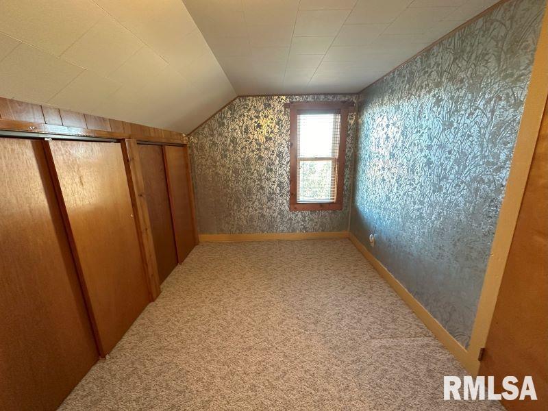 2324 174TH AVENUE, MAQUOKETA, IA 52060 Central Realty
