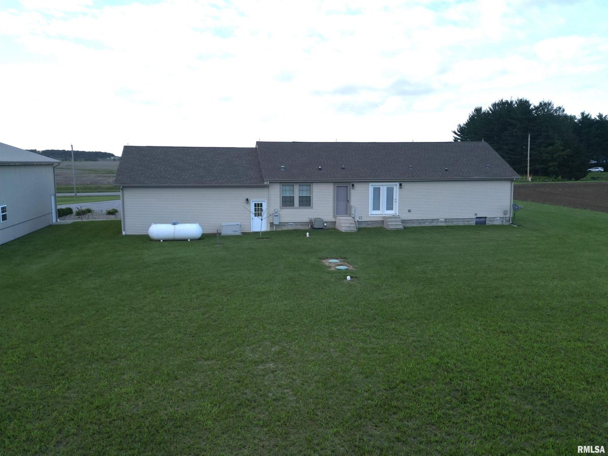 11786 State Route 14, McLeansboro, IL 62859 MLS EB453476 IDX Real