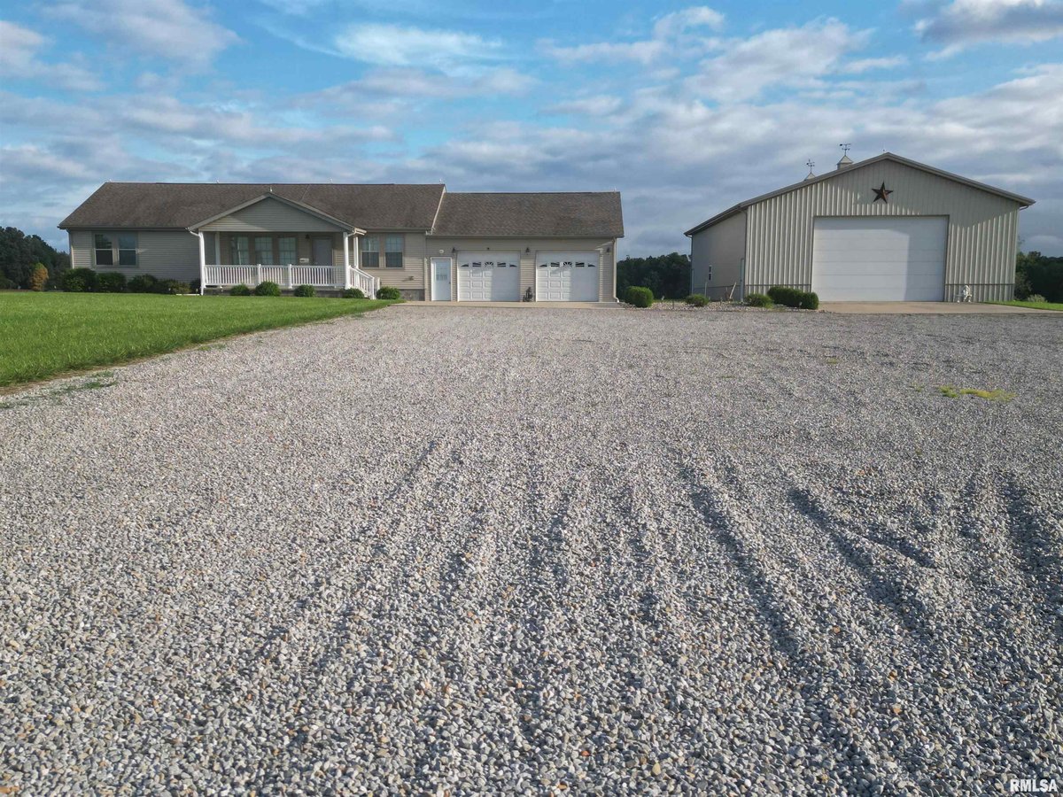 11786 State Route 14, McLeansboro, IL 62859 MLS EB453476 IDX Real Estate For Sale