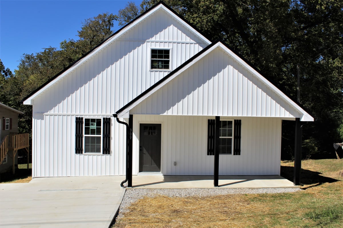 309 BROADWAY, HARTSVILLE, TN 37074 Gene Carman Real Estate & Auctions