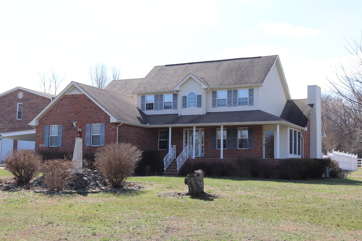241 ANGELA LN, WESTMORELAND, TN 37186 Gene Carman Real Estate & Auctions