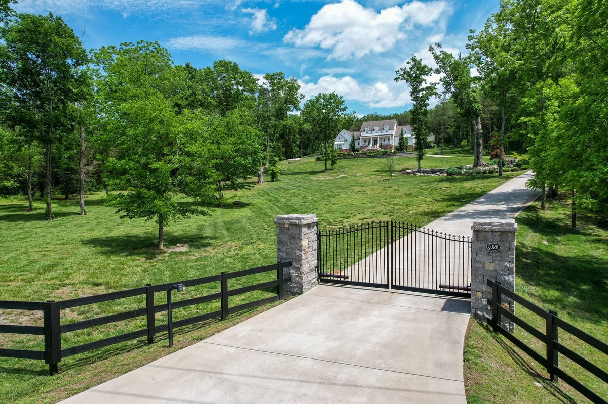 5028 CARTERS CREEK PIKE, FRANKLIN, TN 37064, Franklin 37064