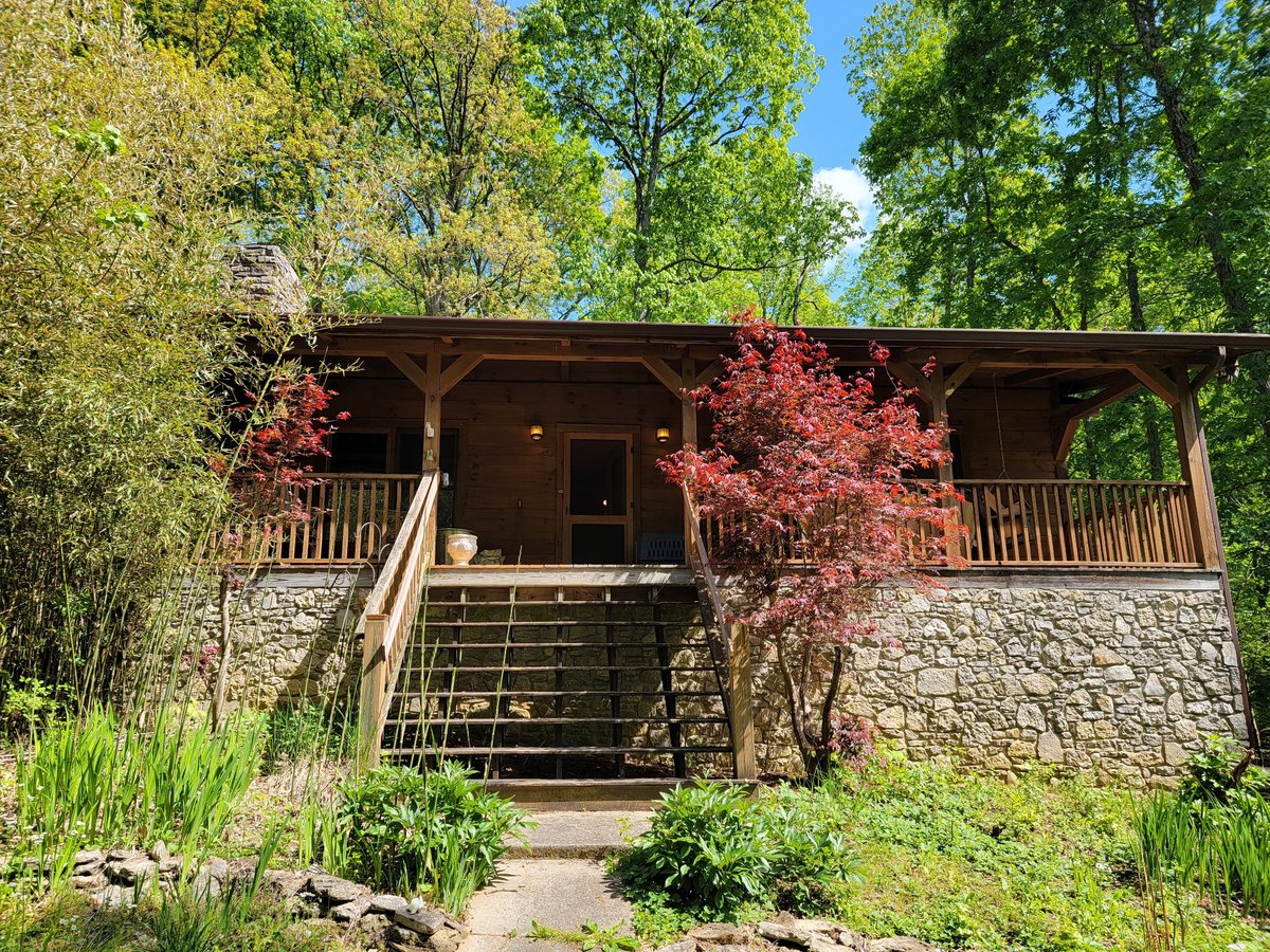 5833 DEWEY CARR RD, BETHPAGE, TN 37022 Gene Carman Real Estate & Auctions