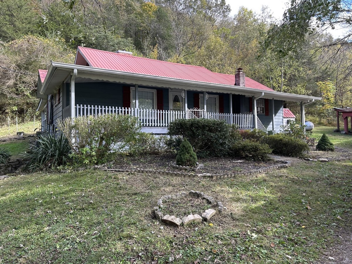 761 AARON BRANCH RD, GAINESBORO, TN 38562 Gene Carman Real Estate