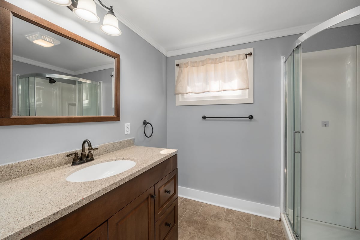 224 JACKSON AVE, CARTHAGE, TN 37030 ⋆ Blackwell Realty and Auction