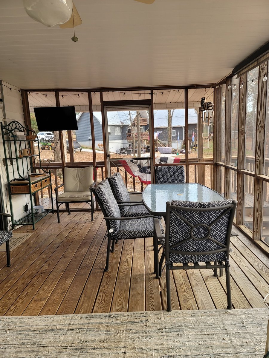 637 MAGNOLIA DR, WINCHESTER, TN 37398 to Sam Hatfield Realty Celebrating 23 years!!!