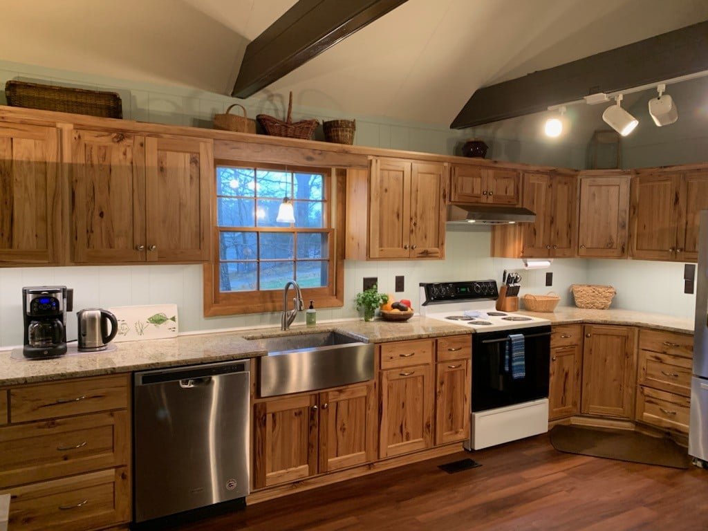 637 MAGNOLIA DR, WINCHESTER, TN 37398 to Sam Hatfield Realty