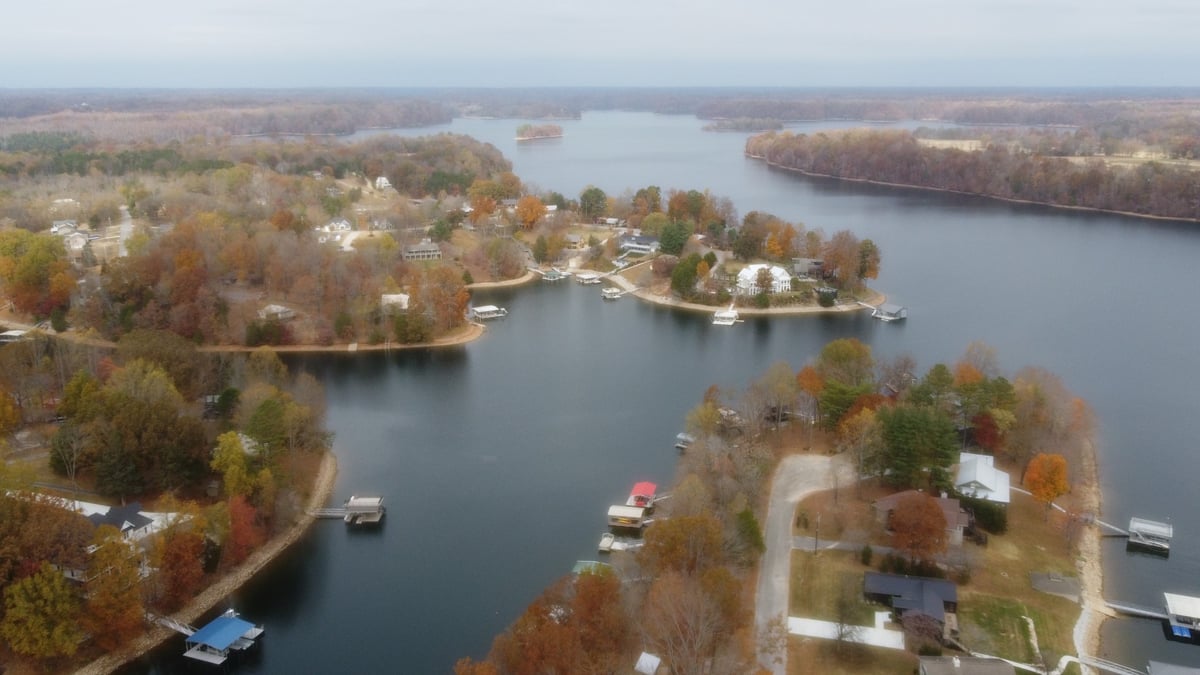 637 MAGNOLIA DR, WINCHESTER, TN 37398 to Sam Hatfield Realty