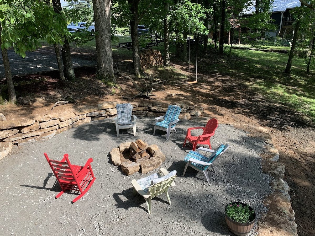 637 MAGNOLIA DR, WINCHESTER, TN 37398 to Sam Hatfield Realty