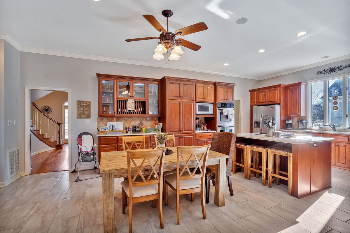 290 SHASTEEN BEND DR, WINCHESTER, TN 37398 to Sam Hatfield