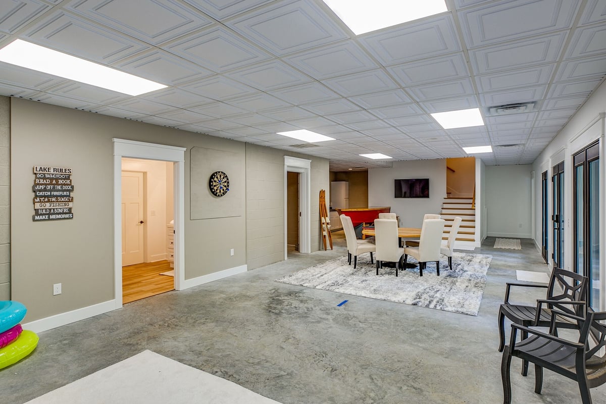 409 DRY CREEK LN, WINCHESTER, TN 37398 to Sam Hatfield Realty